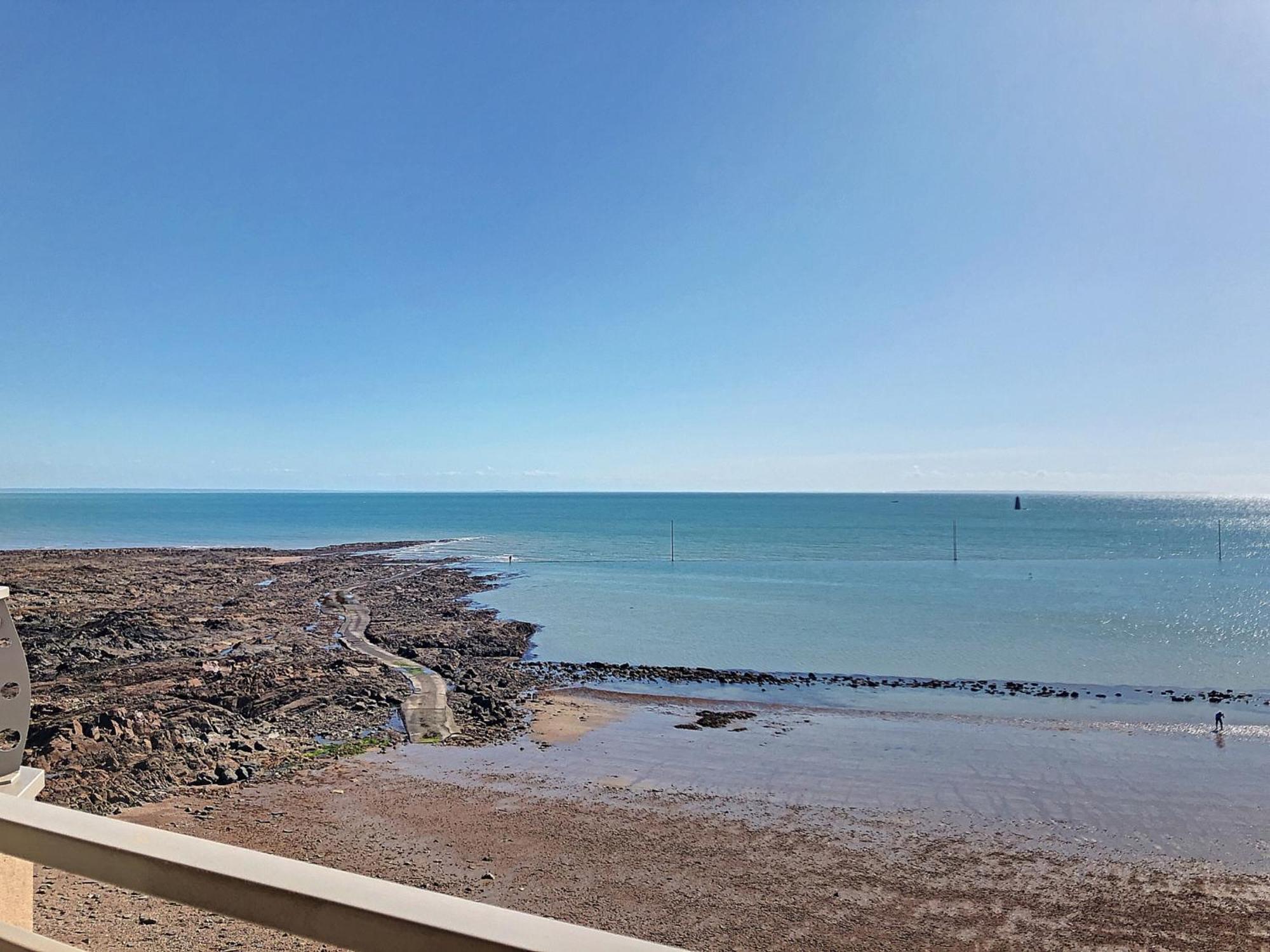 Appartement Avec Balcon, Proche Des Plages Et Commerces - Fr-1-361-89 غرانفيل المظهر الخارجي الصورة