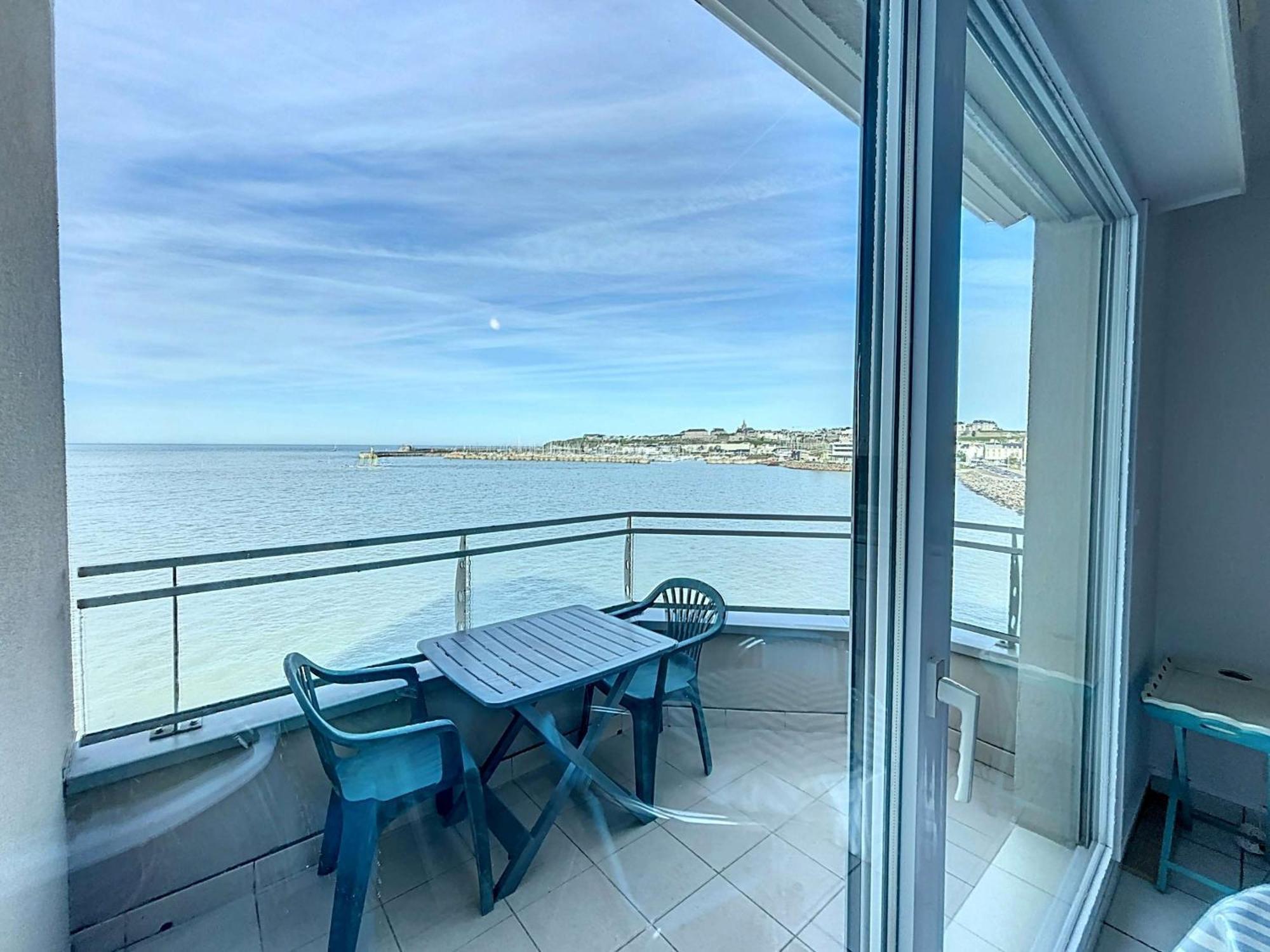 Appartement Avec Balcon, Proche Des Plages Et Commerces - Fr-1-361-89 غرانفيل المظهر الخارجي الصورة