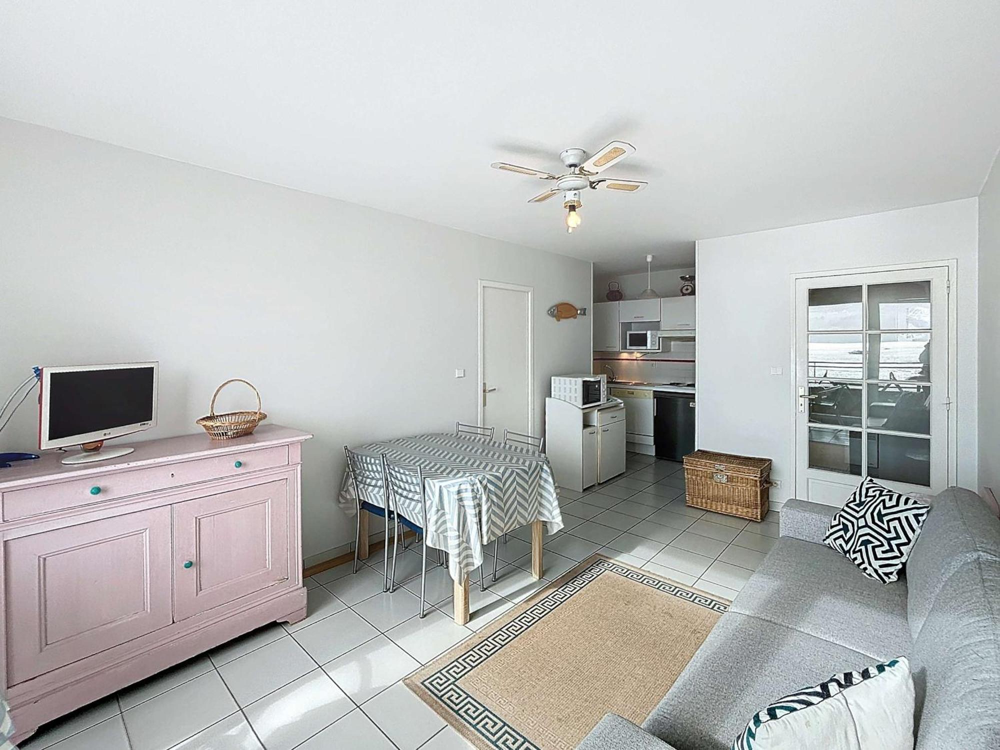 Appartement Avec Balcon, Proche Des Plages Et Commerces - Fr-1-361-89 غرانفيل المظهر الخارجي الصورة